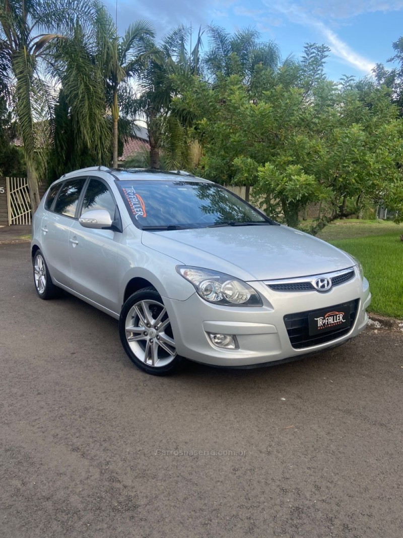 i30 cw 2.0 mpfi 16v gasolina 4p automatico 2011 campo bom