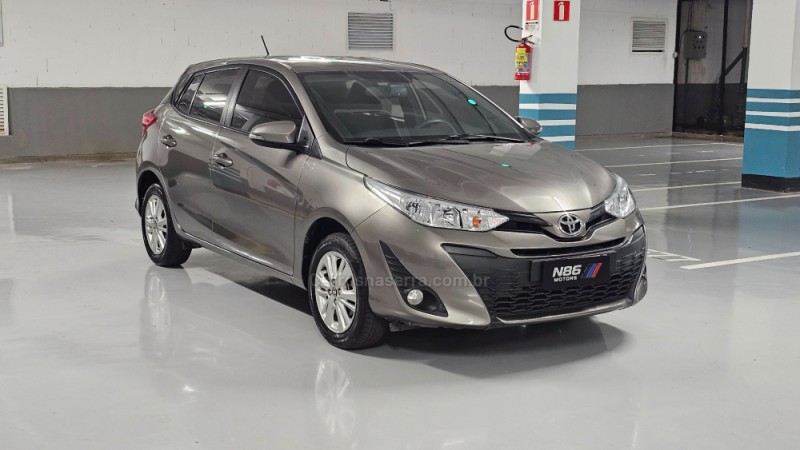 yaris 1.3 16v flex xl plus tech multidrive17 2019 porto alegre