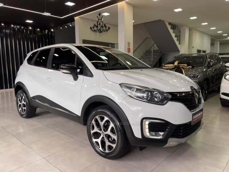 captur 2.0 16v flex intense automatico 2019 dois irmaos