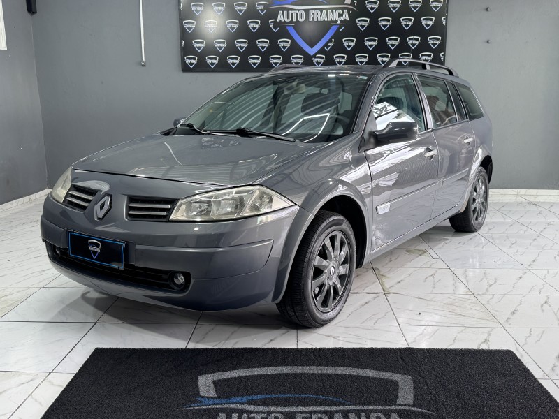 MÉGANE 1.6 DYNAMIQUE GRAND TOUR 16V FLEX 4P MANUAL
