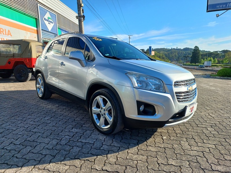 tracker 1.8 mpfi ltz 4x2 16v flex 4p automatico 2016 flores da cunha