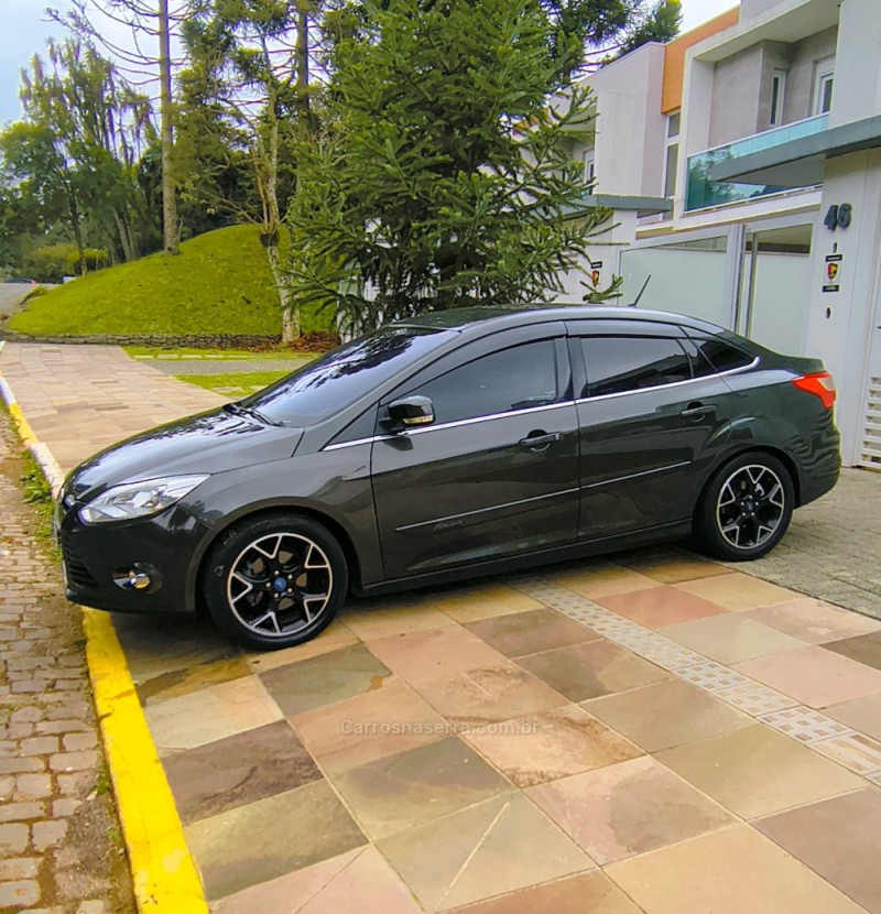 focus 2.0 titanium plus 16v flex 4p automatico 2014 caxias do sul