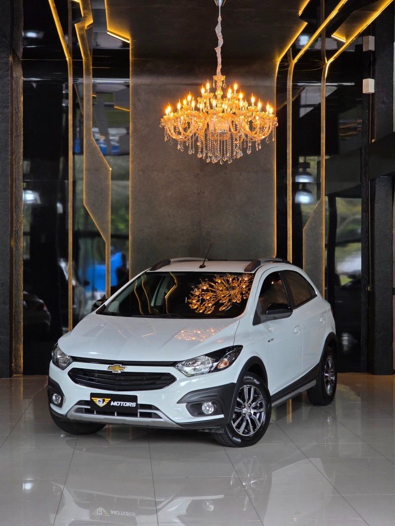 onix 1.4 mpfi activ 8v flex 4p automatico 2017 caxias do sul