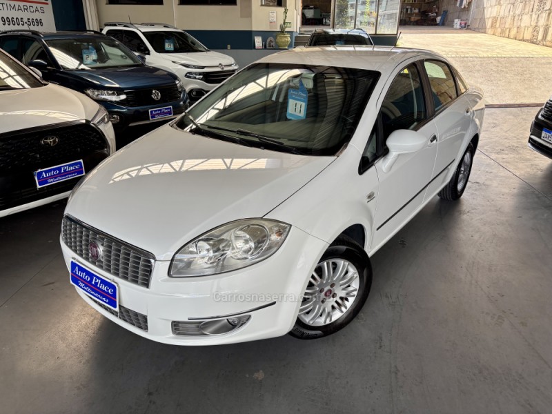 Fiat Linea HLX 1.8 16V FLEX 2011