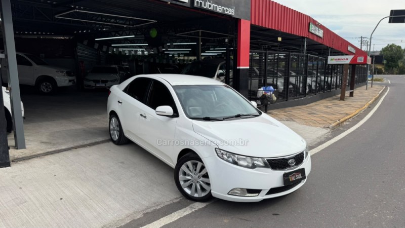 cerato 1.6 sx3 16v gasolina 4p automatico 2013 caxias do sul