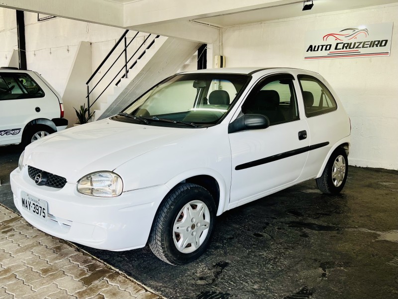 Chevrolet Corsa SUPER 1.0 MPFI / 2P E 4P 2001