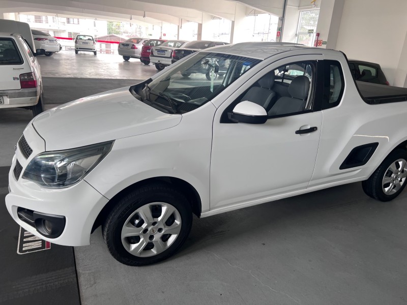 MONTANA 1.4 MPFI LS CS 8V FLEX 2P MANUAL