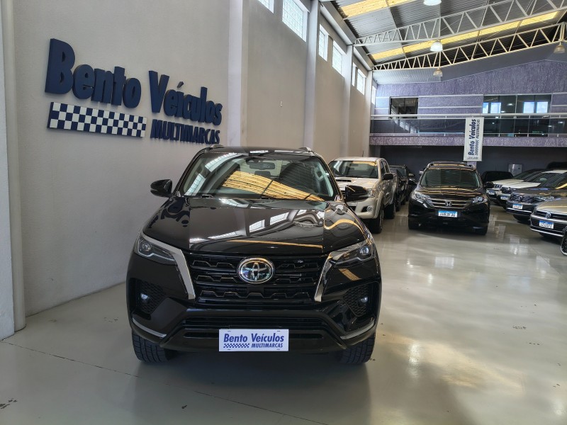 hilux sw4 2.8 srx 4x4 7 lugares 16v turbo intercooler diesel 4p automatico 2021 bento goncalves