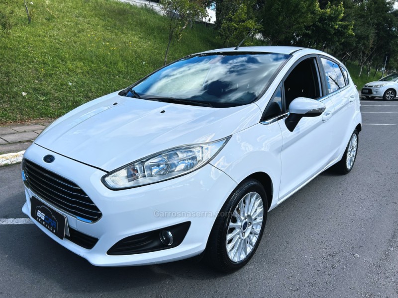 fiesta 1.6 titanium plus hatch 16v flex 4p automatico 2014 bento goncalves