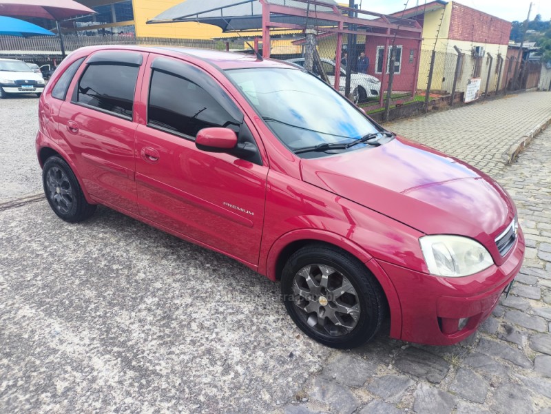 corsa 1.8 mpfi premium 8v flex 4p manual 2008 farroupilha