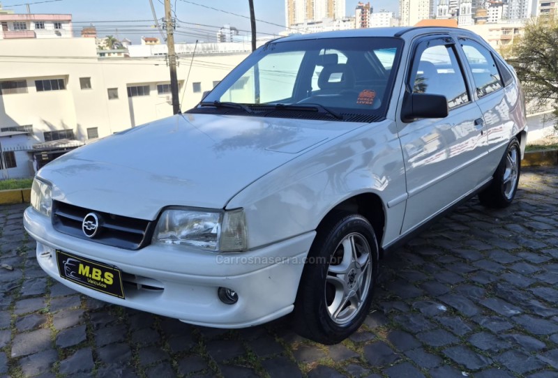 kadett 2.0 efi sport 8v gasolina 2p manual 1997 caxias do sul