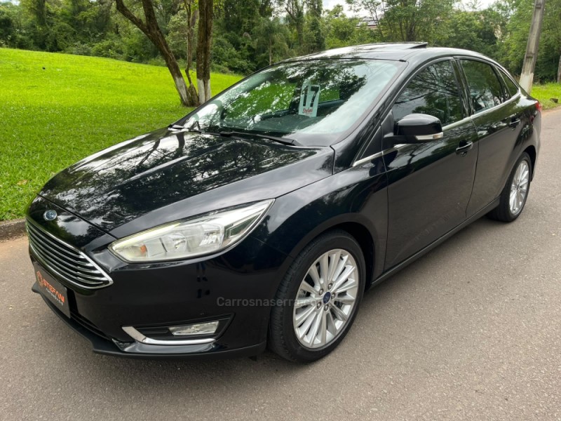 focus 2.0 titanium plus fastback 16v flex 4p automatico 2017 feliz