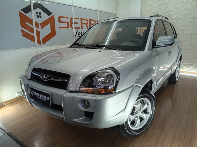tucson 2.0 mpfi gls base 16v 143cv 2wd flex 4p automatico 2014 caxias do sul