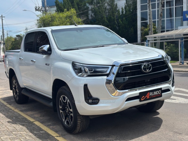 hilux 2.8 srx 4x4 cd 16v diesel 4p automatico 2025 parobe