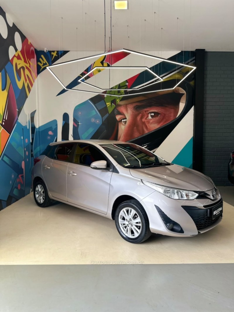 YARIS 1.5 16V XL PLUS TECH FLEX AUTOMÁTICO