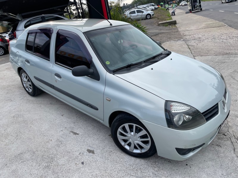 clio 1.0 authentique sedan 16v flex 4p manual 2008 caxias do sul
