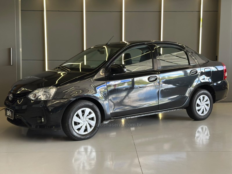 etios 1.5 x sedan 16v flex 4p automatico 2017 sapiranga