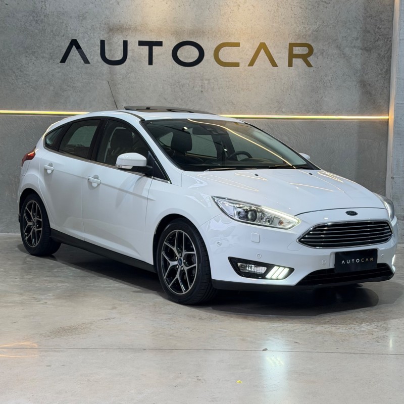 focus 2.0 titanium plus hatch 16v flex 4p auto 2017 caxias do sul