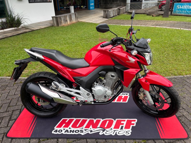 cb 250f twister cbs 2016 feliz