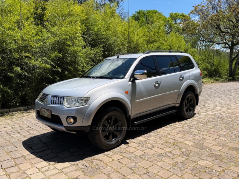 pajero dakar 3.2 4x4 16v 7 lugares turbo intercooler diesel 4p automatico 2013 nova prata