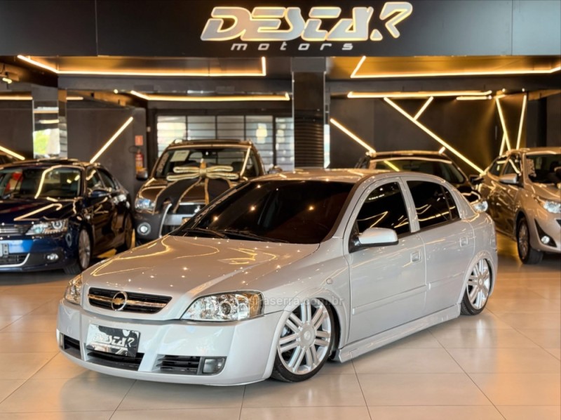 astra 2.0 mpfi cd 8v gasolina 4p manual 2004 novo hamburgo