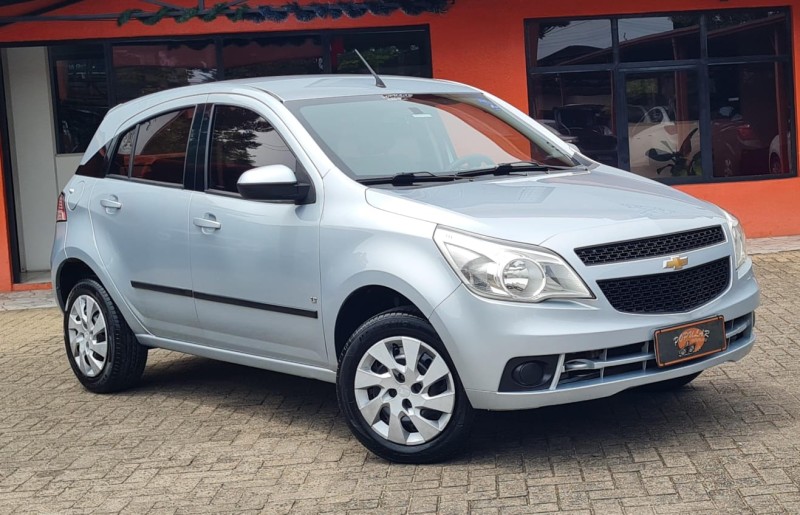 agile 1.4 mpfi lt 8v flex 4p manual 2010 canela