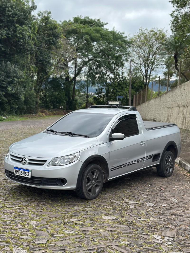 saveiro 1.6 mi cs 8v flex 2p manual g.iv 2013 ivoti
