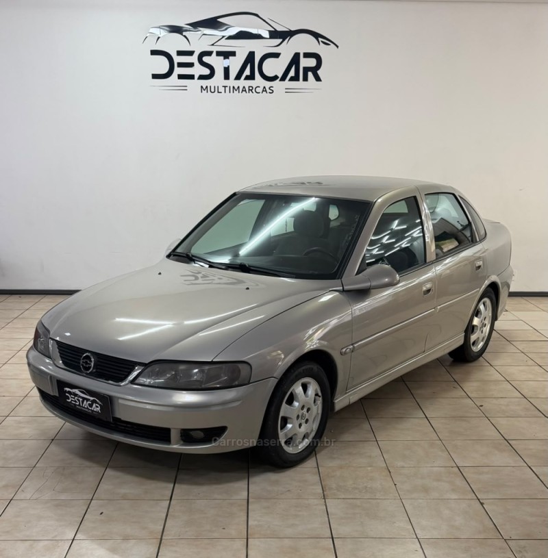 VECTRA 2.0 MPFI ELEGANCE 8V 140CV FLEX 4P MANUAL