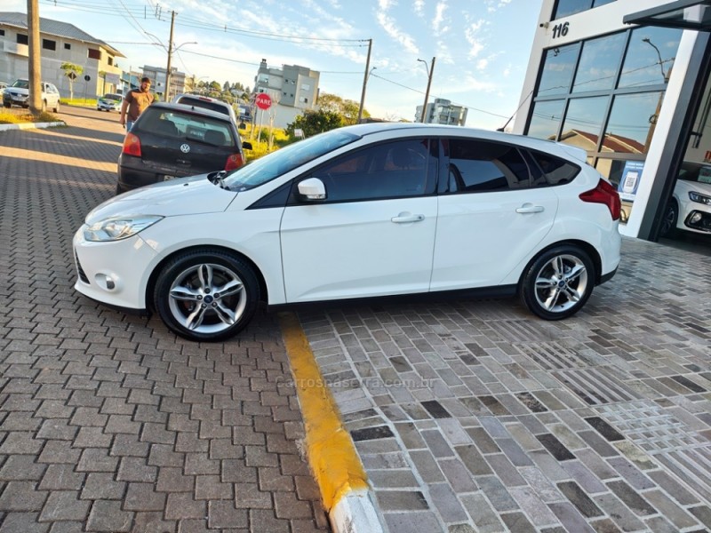 FOCUS 2.0 HC 16V FLEX 4P AUTOMÁTICO 