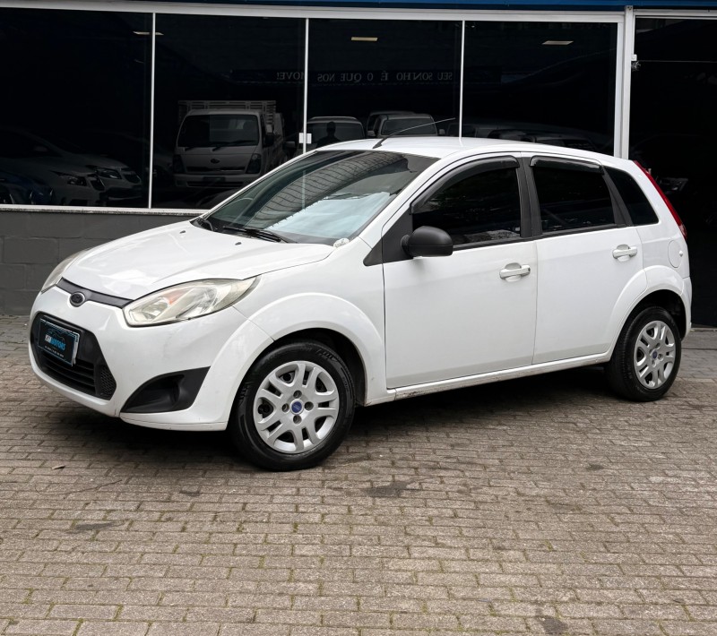 fiesta 1.0 mpi class 8v flex 4p manual 2014 caxias do sul