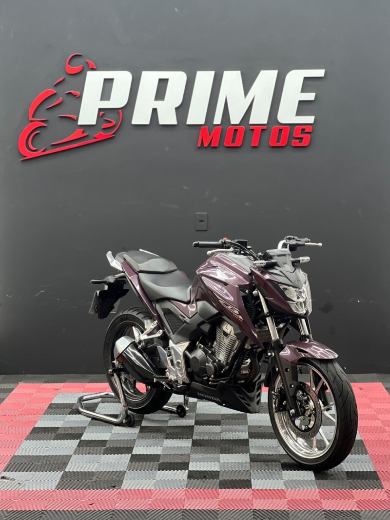 cb 300f twister  2024 novo hamburgo