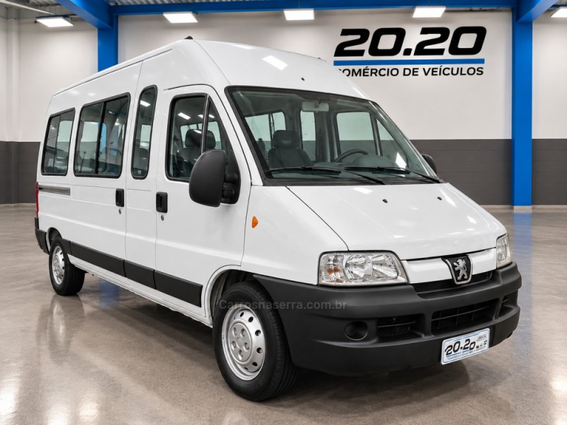 boxer 2.3 hdi 330 16 lugares 16v turbo diesel intercooler 4p manual 2015 farroupilha
