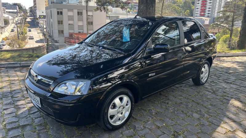 corsa 1.0 mpfi maxx sedan 8v flex 4p manual 2007 caxias do sul
