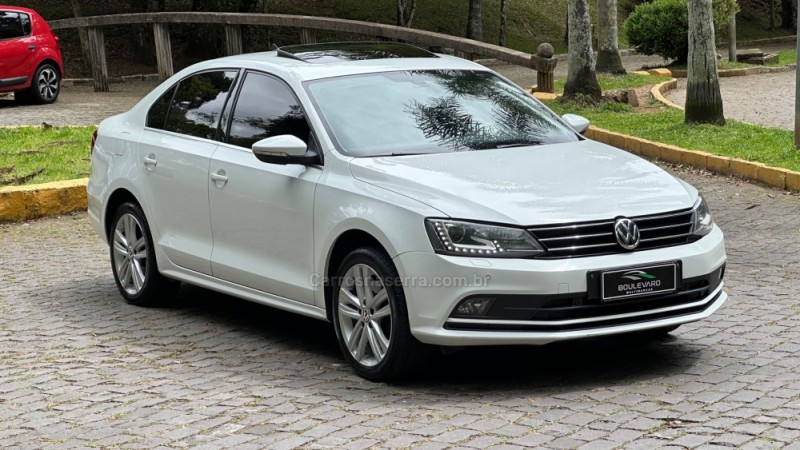 jetta 2.0 tsi highline 211cv gasolina 4p dsg 2016 caxias do sul