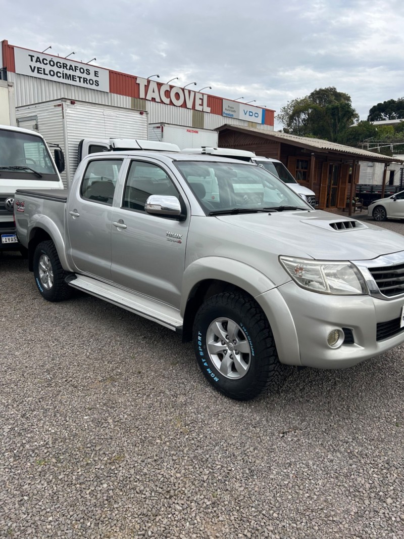 hilux 3.0 srv 4x4 cd 16v turbo intercooler diesel 4p automatico 2013 caxias do sul