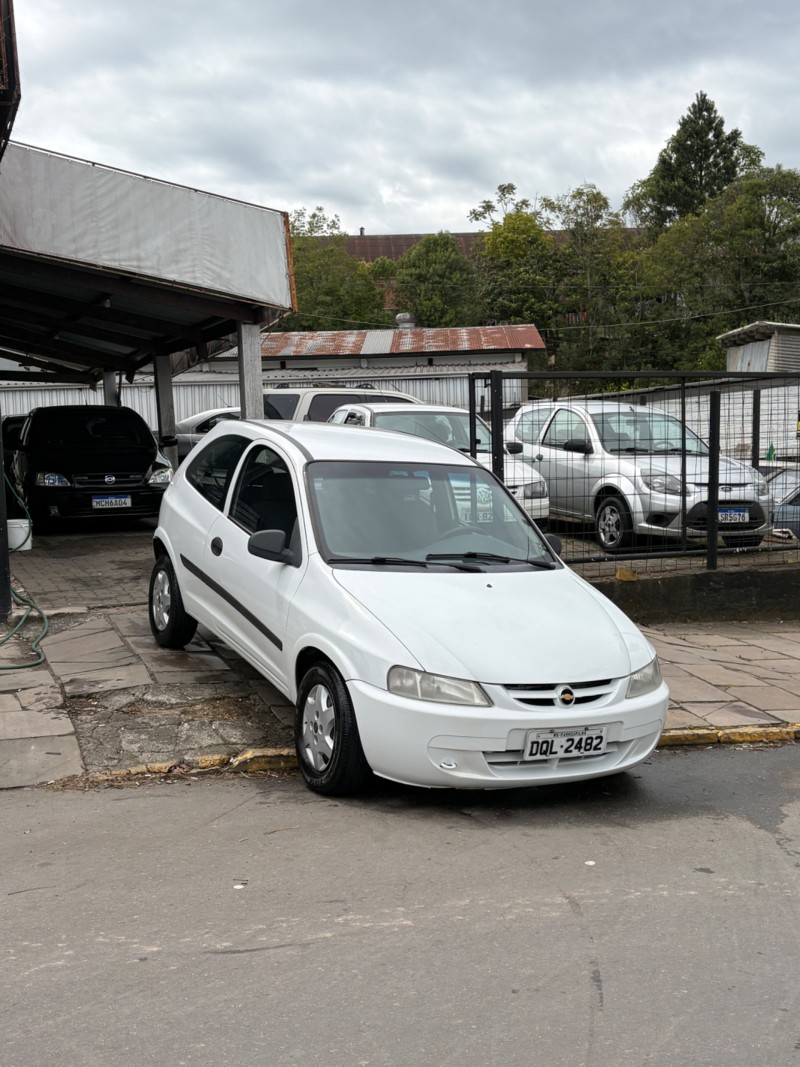 celta 1.4 mpfi 8v gasolina 2p manual 2005 farroupilha