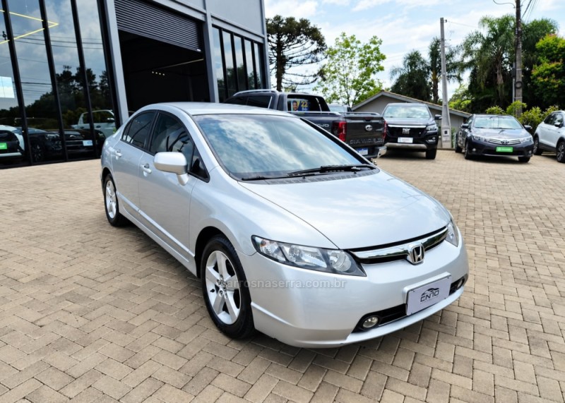 CIVIC 1.8 LXS 16V GASOLINA 4P AUTOMÁTICO
