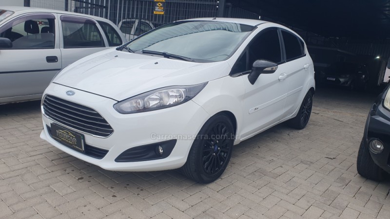 fiesta 1.6 titanium hatch 16v flex 4p manual 2014 caxias do sul