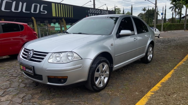 bora 2.0 mi 8v flex 4p manual 2011 dois irmaos