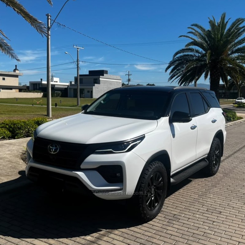 hilux sw4 2.8 srx 4x4 7 lugares 16v turbo intercooler diesel 4p automatico 2024 bento goncalves