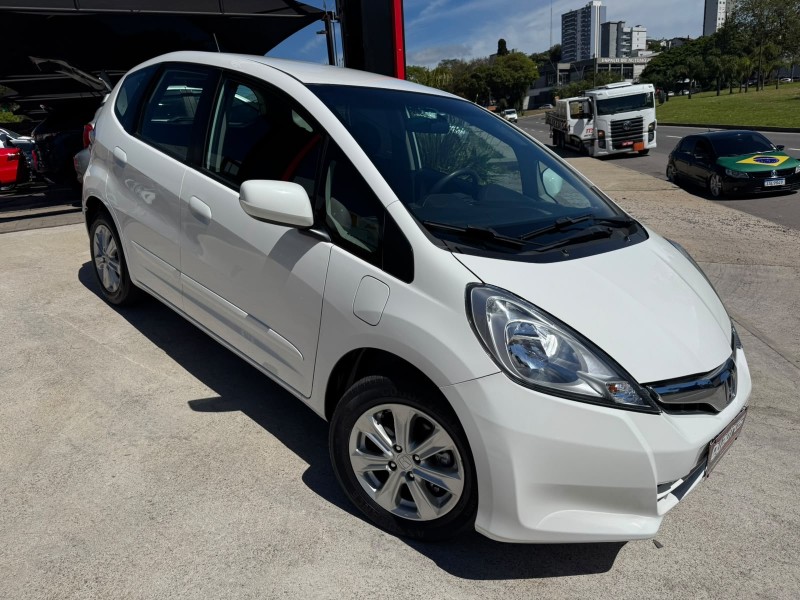 fit 1.4 lx 16v flex 4p manual 2014 caxias do sul