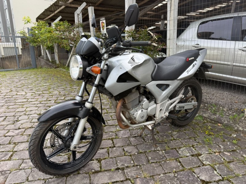 CBX 250 TWISTER 