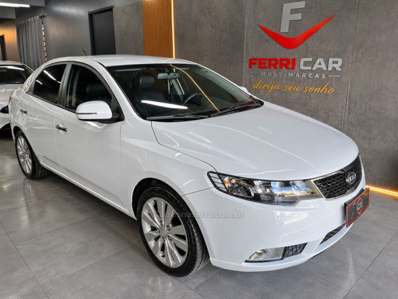 cerato 1.6 sx3 16v gasolina 4p manual 2011 caxias do sul