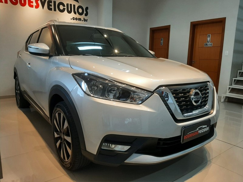 kicks 1.6 16v flex sv 4p xtronic 2018 caxias do sul