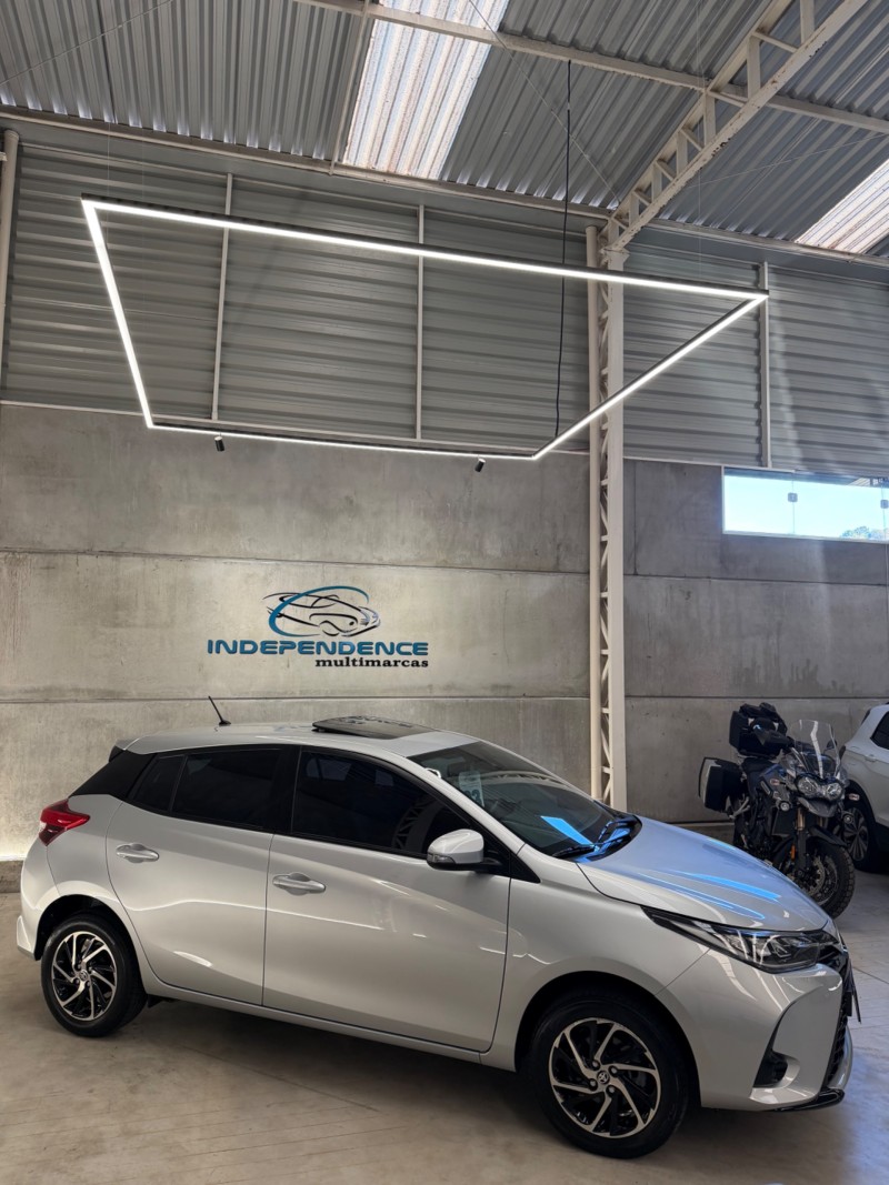 yaris 1.5 xls flex 4p automatico 2023 garibaldi