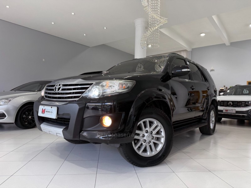 hilux sw4 3.0 srv 4x4 7 lugares 16v turbo intercooler diesel 4p automatico 2014 erechim