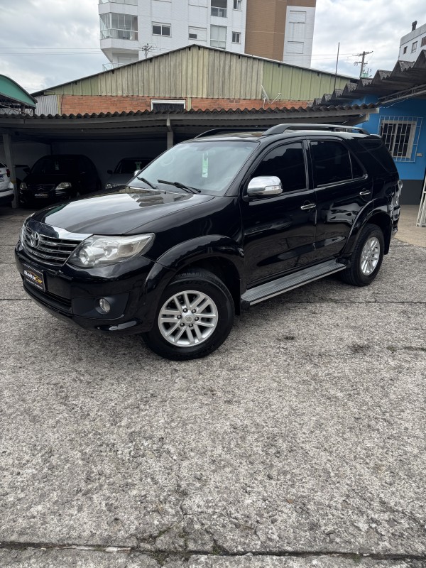 hilux sw4 2.7 sr 4x2 16v flex 4p automatico 2014 garibaldi