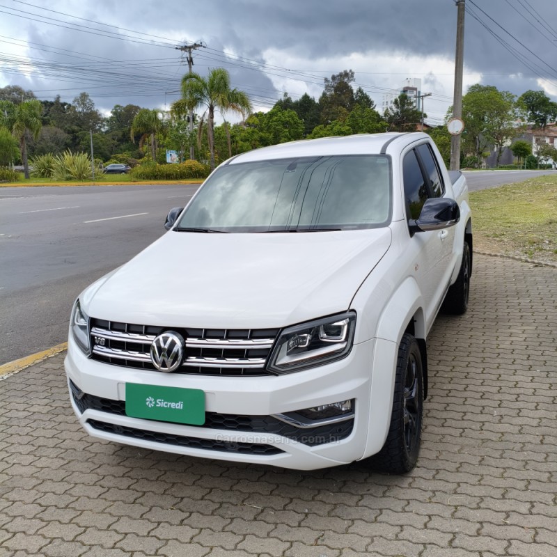 amarok 3.0 v6 tdi highline cd diesel 4motion automatico 2022 caxias do sul