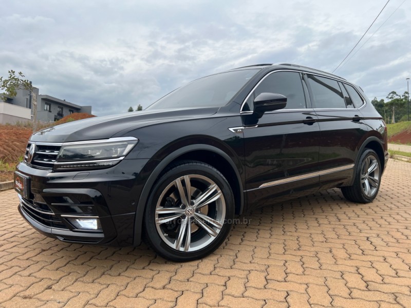 TIGUAN 2.0 TSI R-LINE 16V TURBO GASOLINA 4P TIPTRONIC
