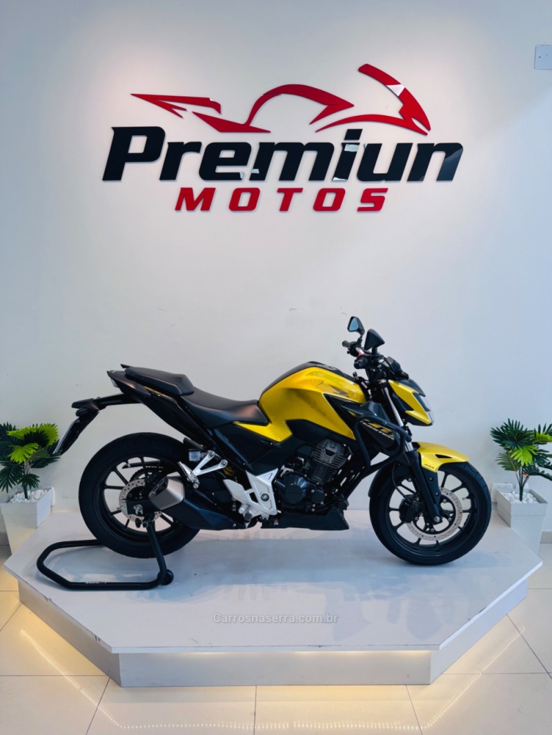 cb 300f twister abs 2023 caxias do sul